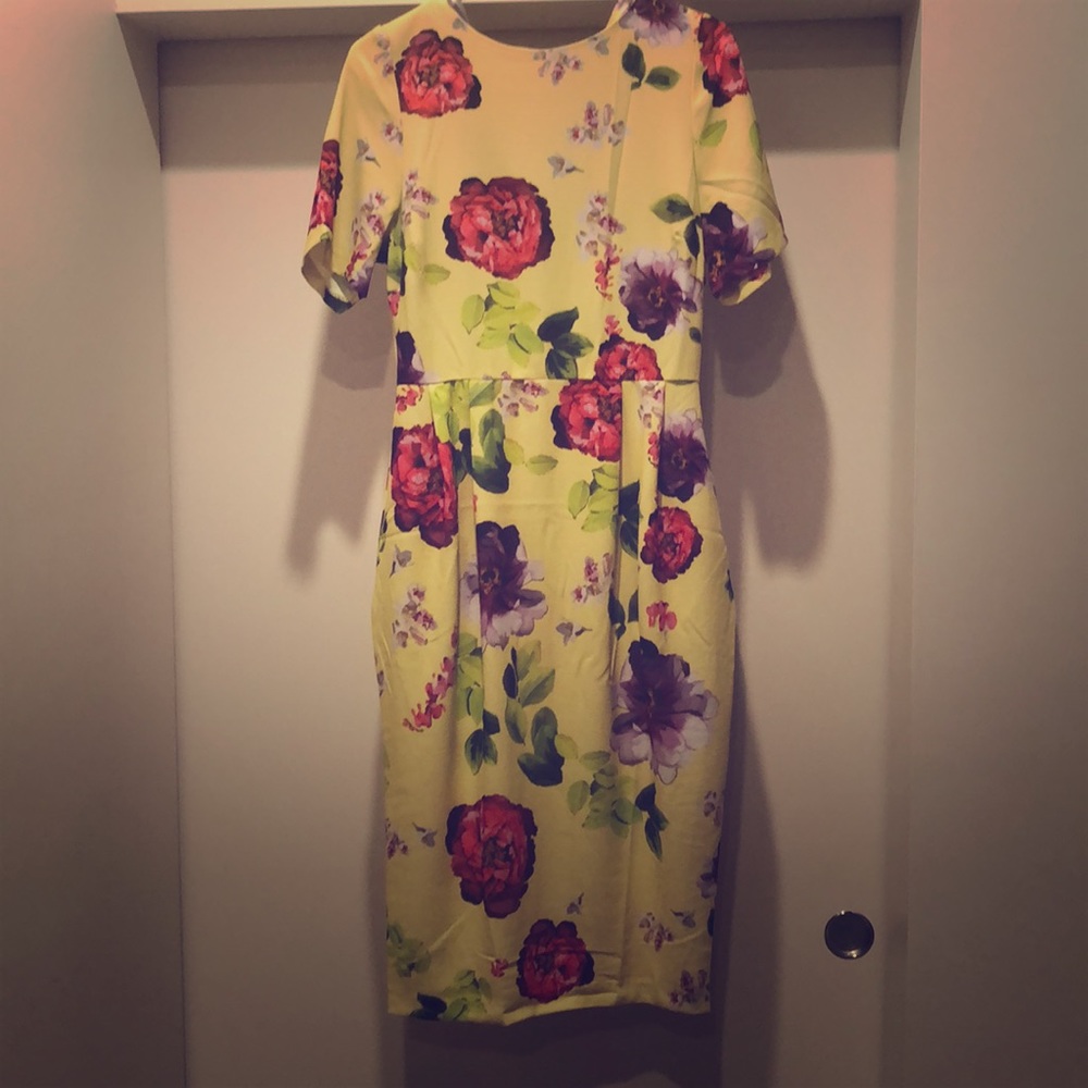 Yellow floral wiggle midi dress
